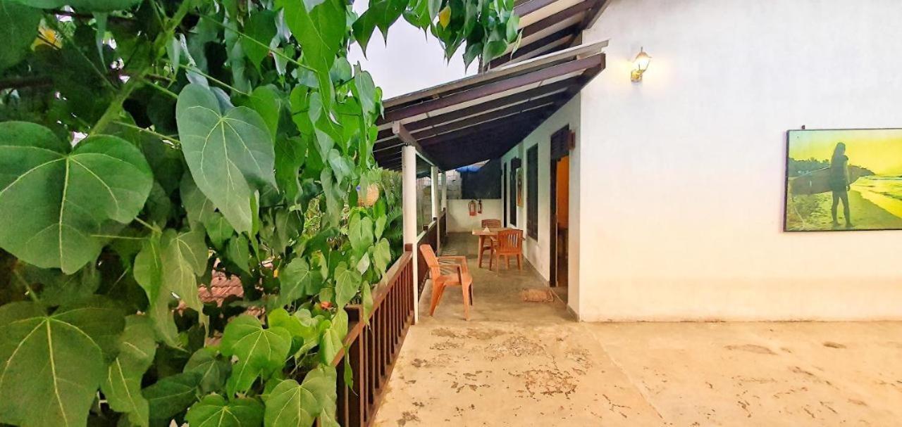 Sundance Surf Coconut Point Otel Weligama Dış mekan fotoğraf